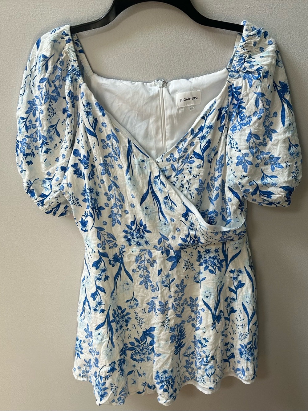 Sugar + Lips Blue White Floral Wrap Romper Puff Sleeve Cottagecore L